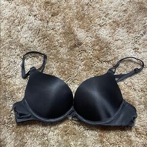 Victoria’s Secret Bombshell Black Push Up Bra Size 32AA